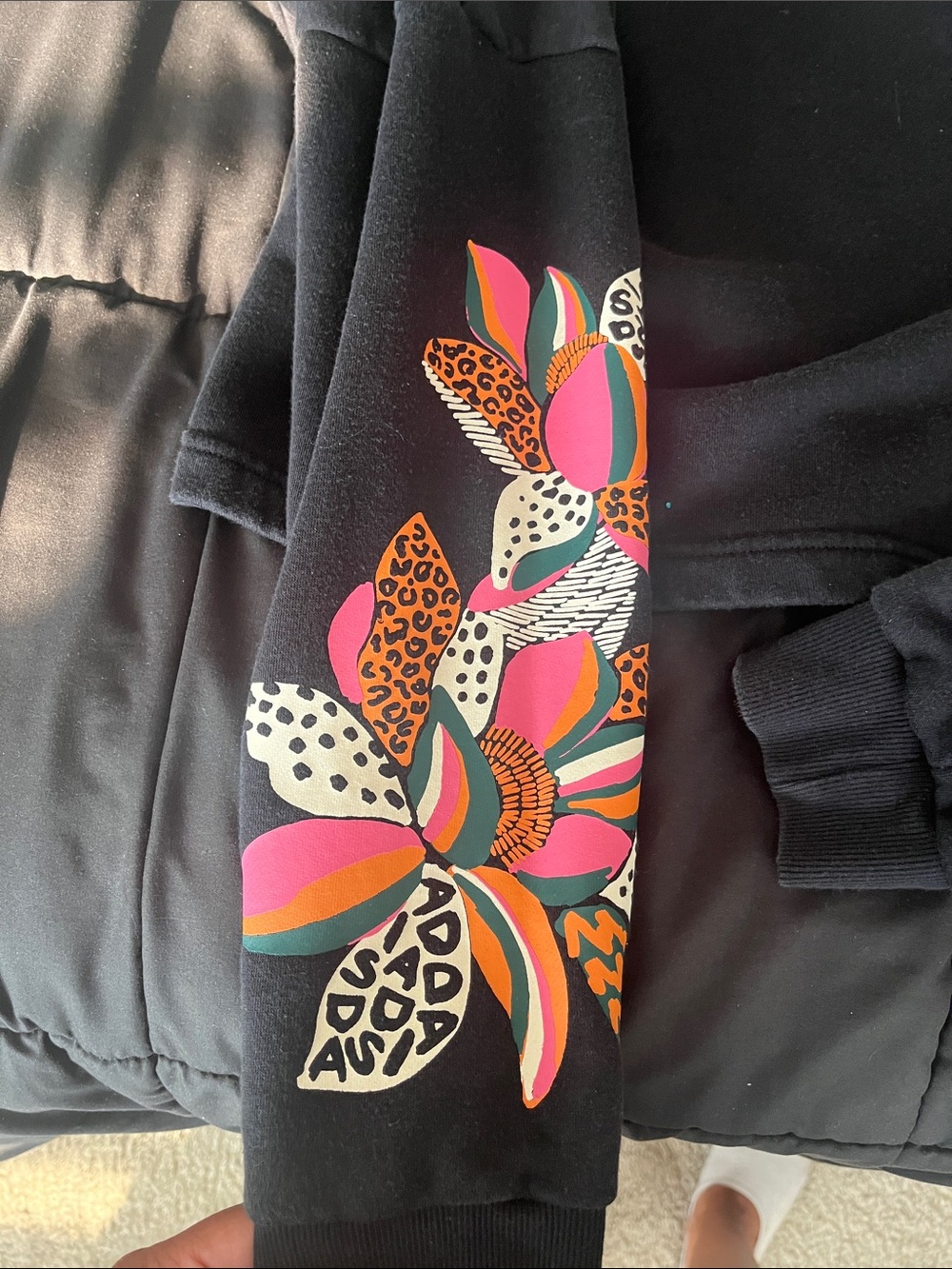 ADIDAS x FARM RIO cropped floral sweatshirt - Picture 7 of 8
